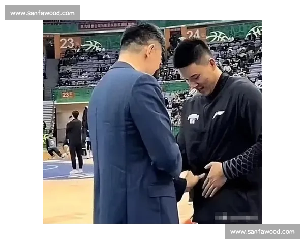 曾繁日官宣加盟深圳男篮！2 年合同开启新征程，已正式报到